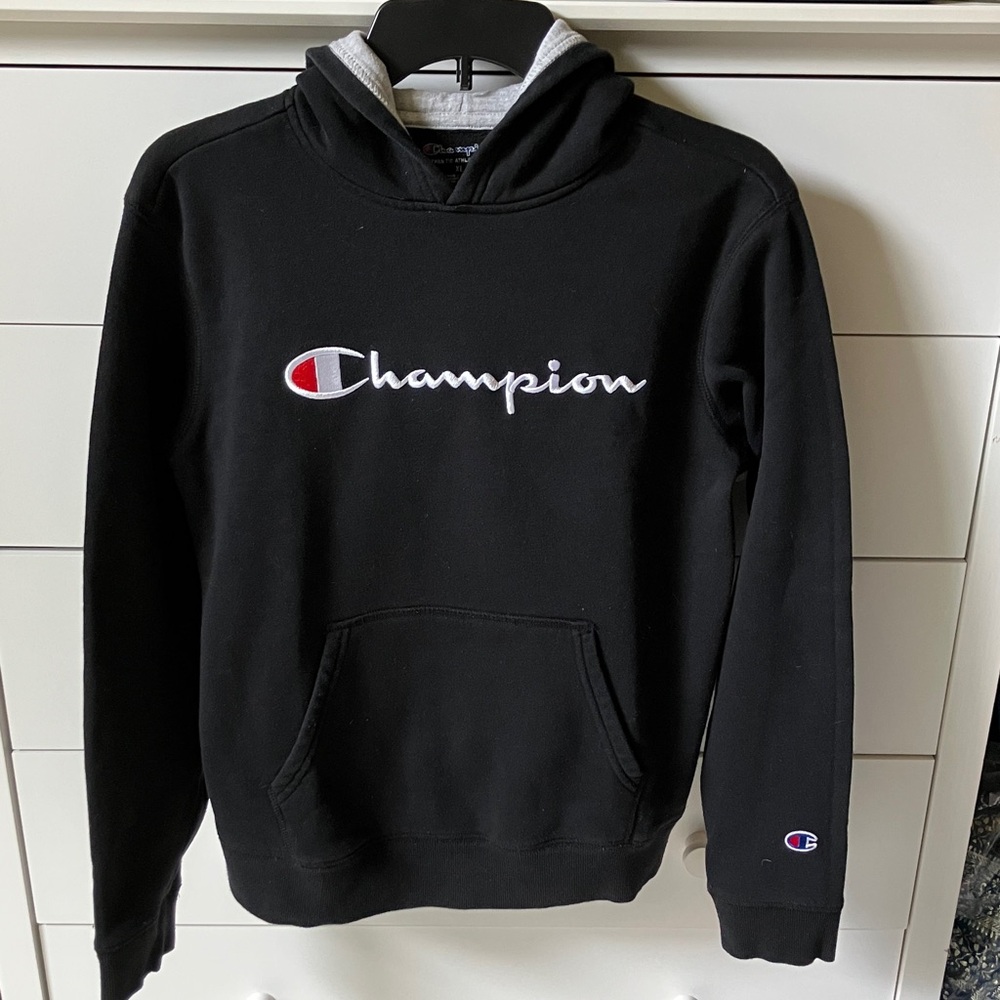 🏈 CHAMPION YOUTH SIZE XL BLACK HOODIE